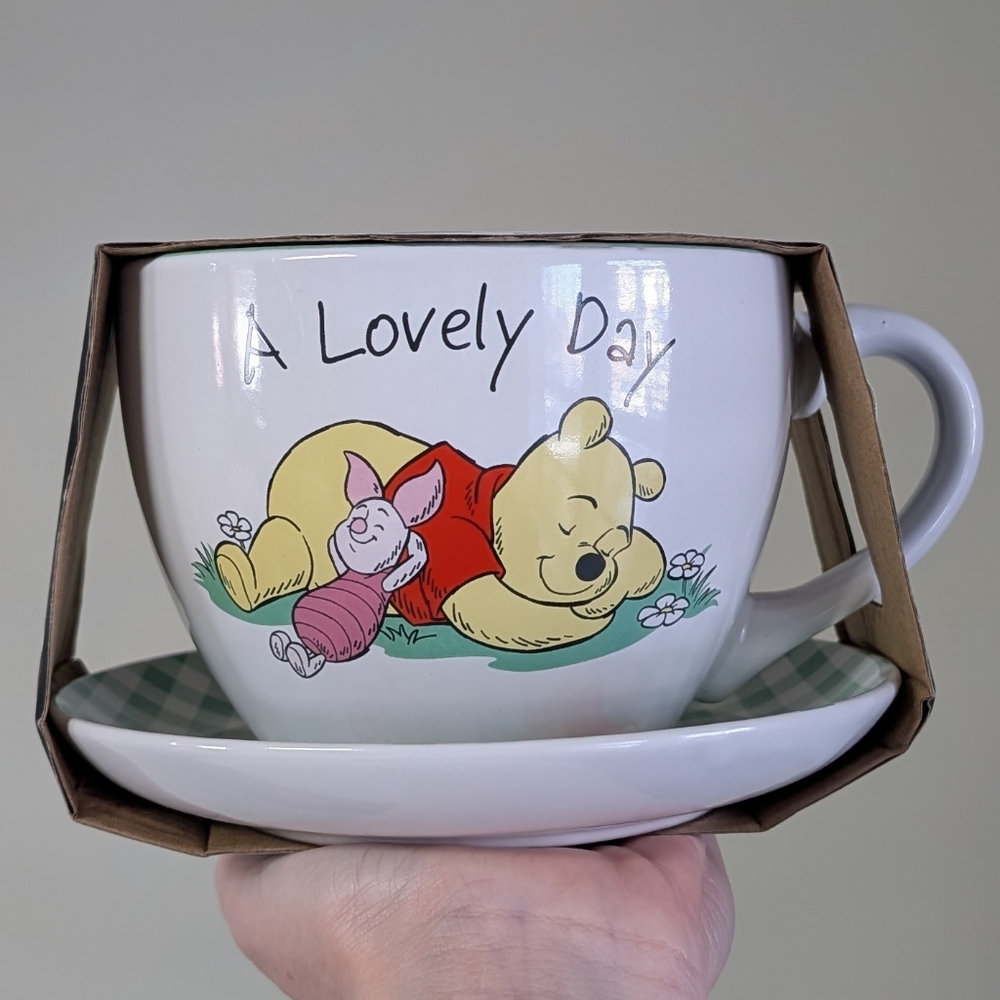 ❌SOLD❌Disney Winnie the Pooh A LOVELY DAY Oversized Mug and Saucer Set 🌼 - Picture 5 of 8